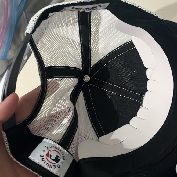 New Seattle Mariners MLB Fan Favorite Trucker Hat One Size Fits All Adjustable - Picture 5 of 10